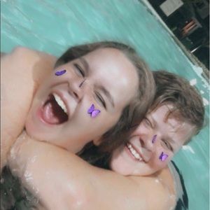 Meet your Posher, Kortney